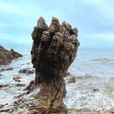 鬼爪岩