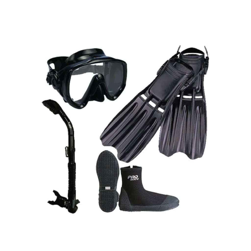 浮潛裝備套裝租用，包括面鏡、呼吸管、蛙鞋、潛水鞋及救生衣，適合香港離島浮潛體驗